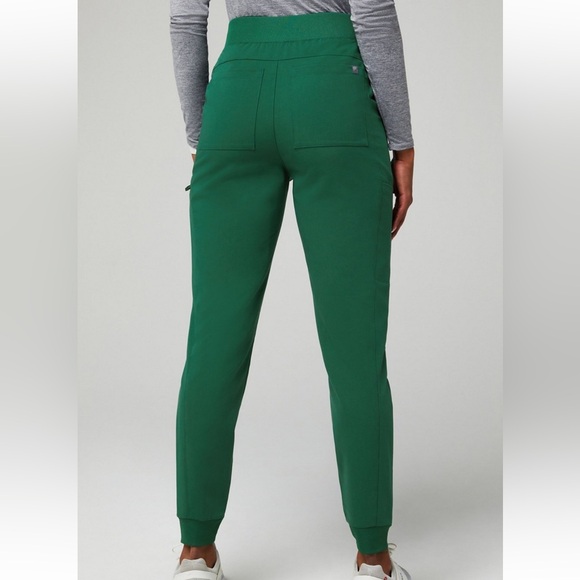 Fabletics Hunter Green Joggers Scrub Pants - Picture 3 of 15